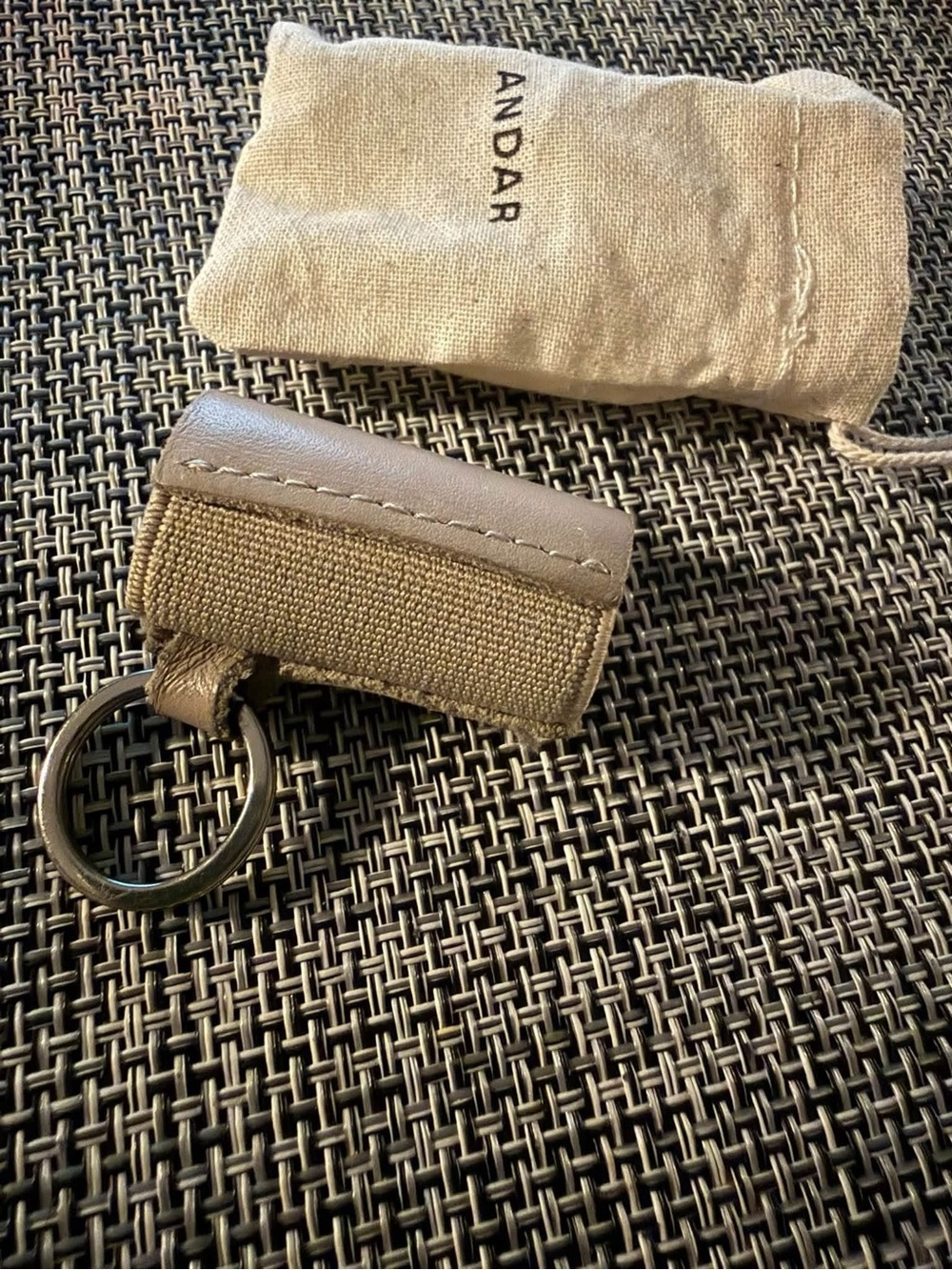 Andar Monsoon Chapstick Holder - Picture 3 of 3